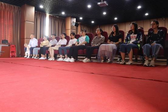 E9665C8BDBF8195390662BE5CA10FCA2